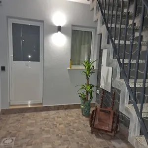 Bed & Breakfast Al Punto Giusto, Aeroporto di Catania Fontana Rossa
