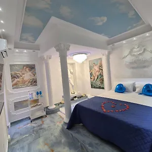 Love hotel Albicocche House, Catania
