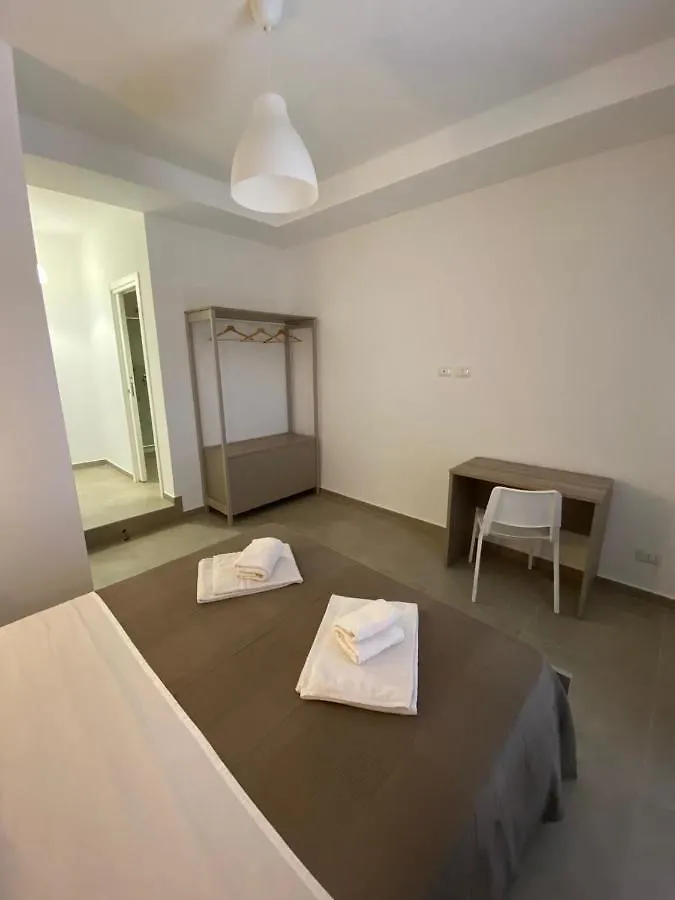 Aeroporto Katanè Rooms Aeroporto di Catania Fontana Rossa