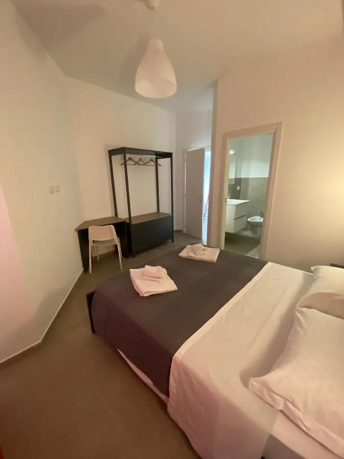 Aeroporto Katanè Rooms Aeroporto di Catania Fontana Rossa Italia